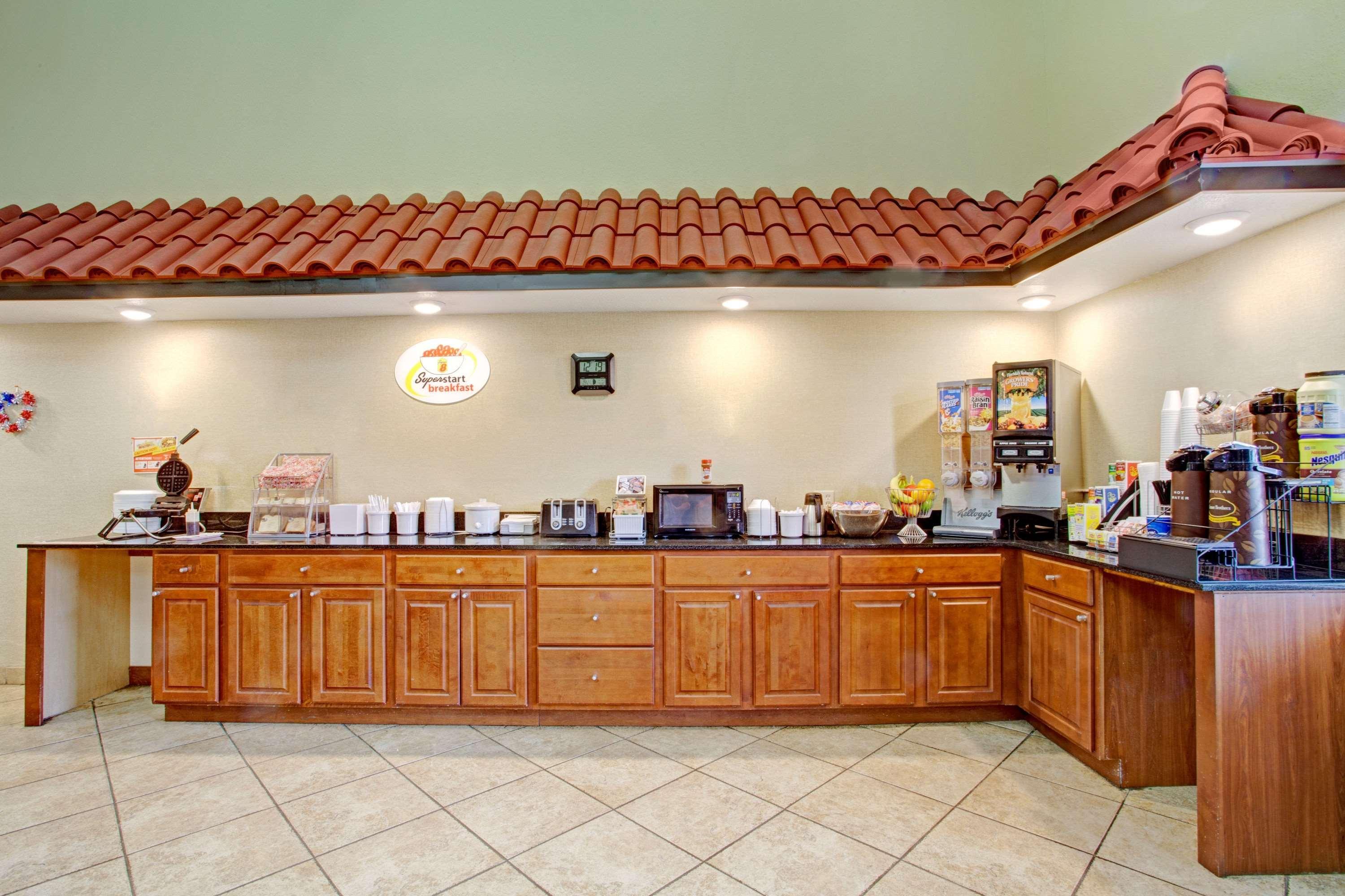 Super 8 By Wyndham Forrest City Ar Esterno foto
