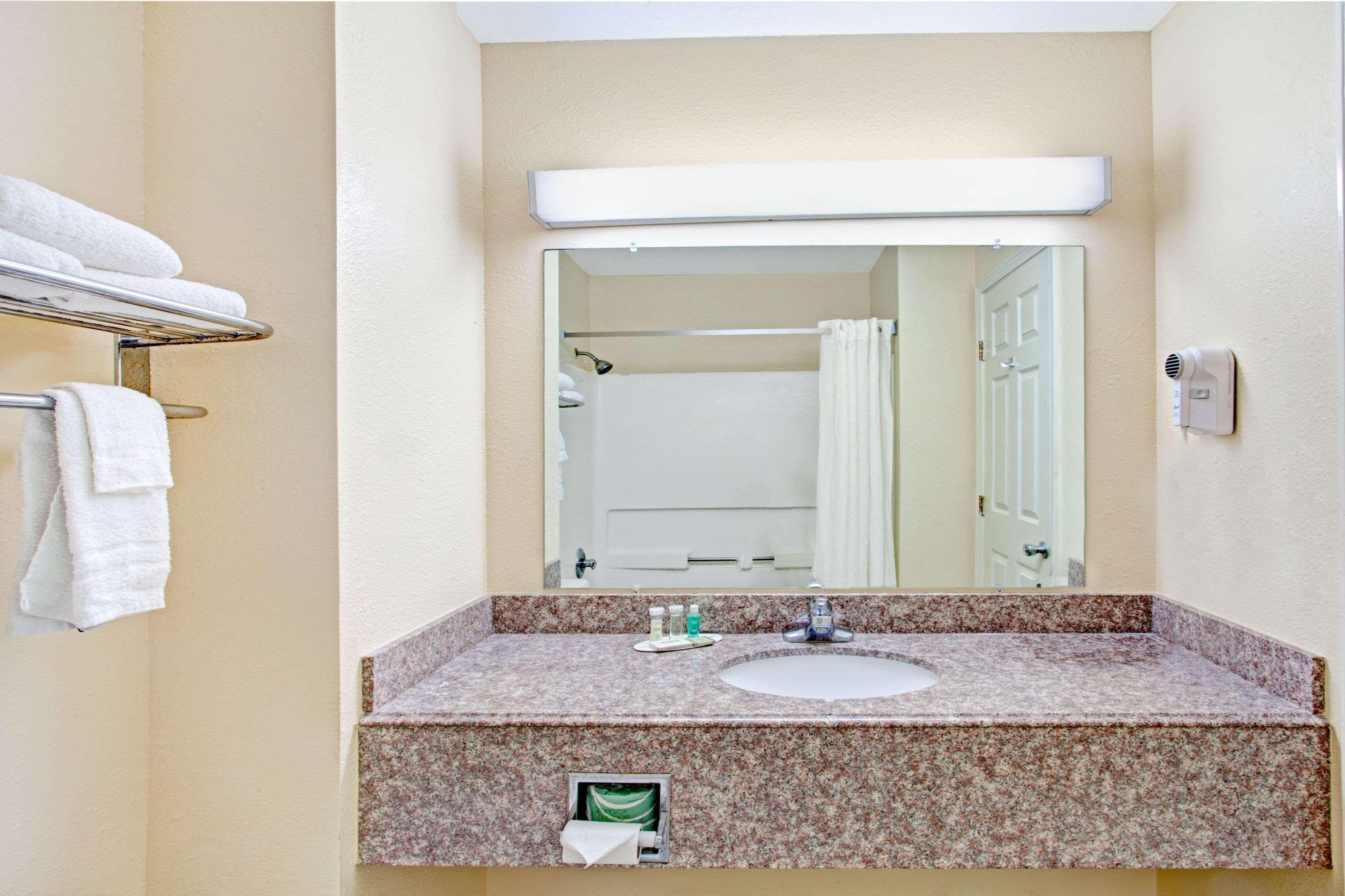 Super 8 By Wyndham Forrest City Ar Esterno foto